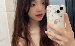 被几个男的一起添好舒服